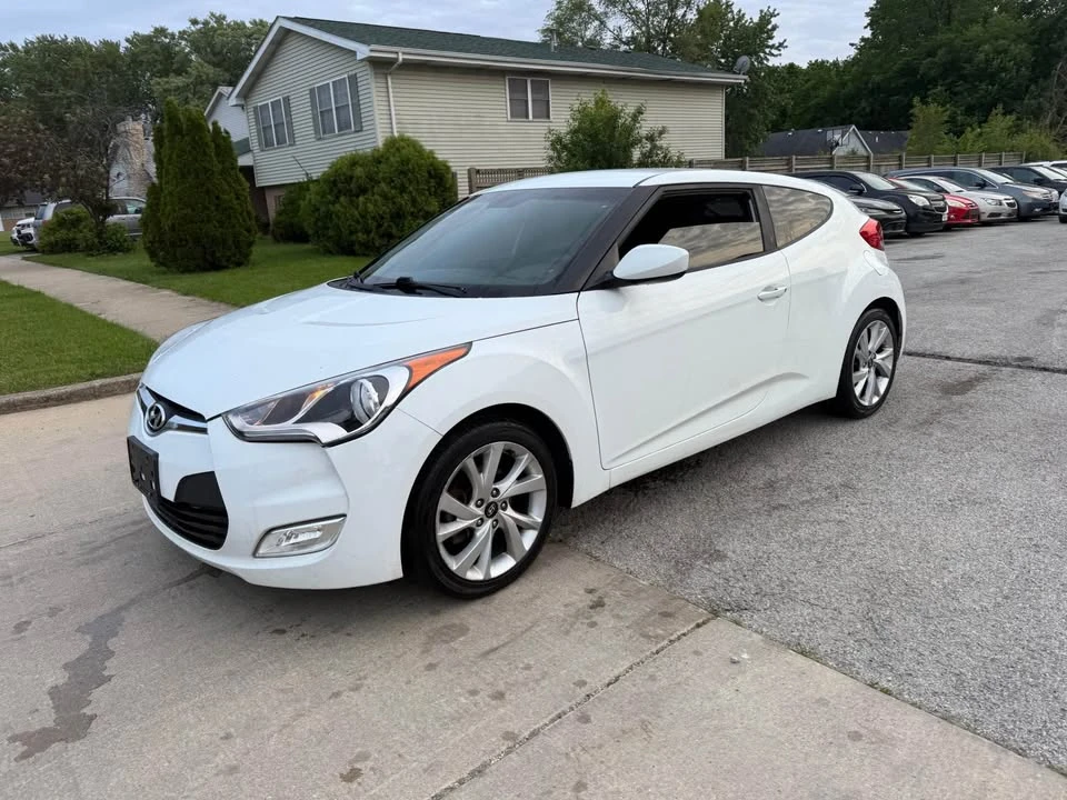 2017 Hyundai Veloster - Image 3 of 20
