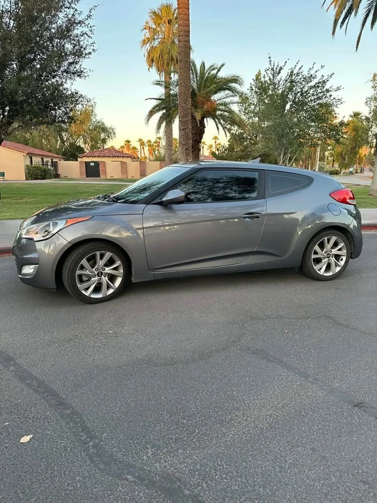2017 Hyundai Veloster - Image 3 of 12