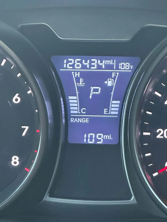 2017 Hyundai Veloster - Image 12 of 12