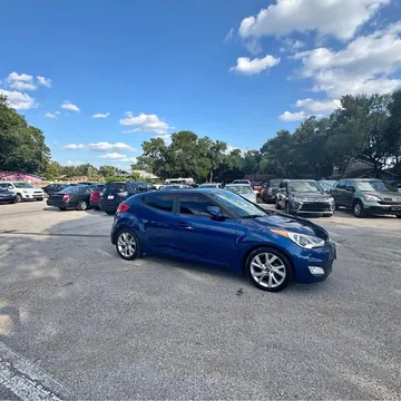 2017 Hyundai Veloster Veloster