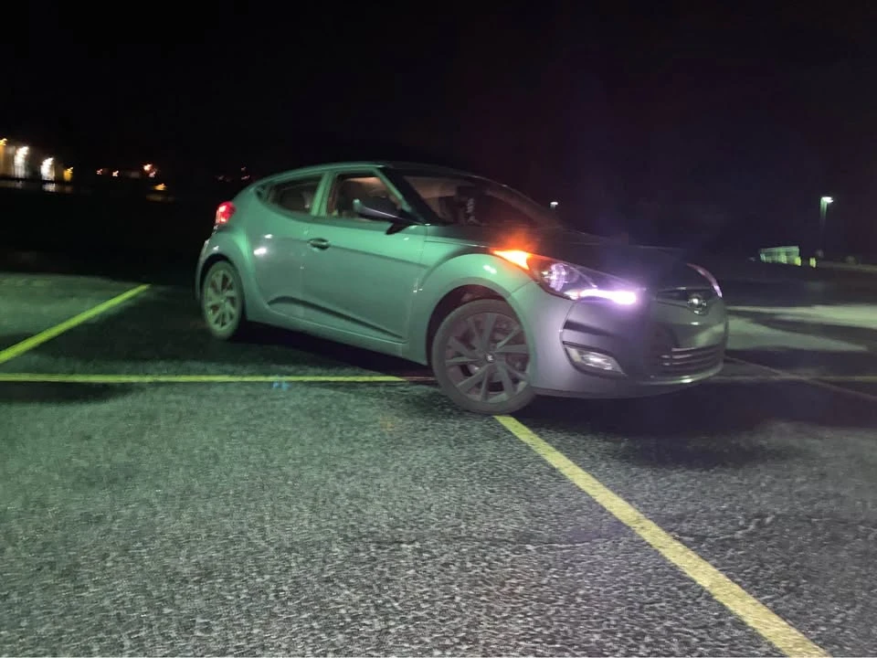 2017 Hyundai Veloster - Image 12 of 13