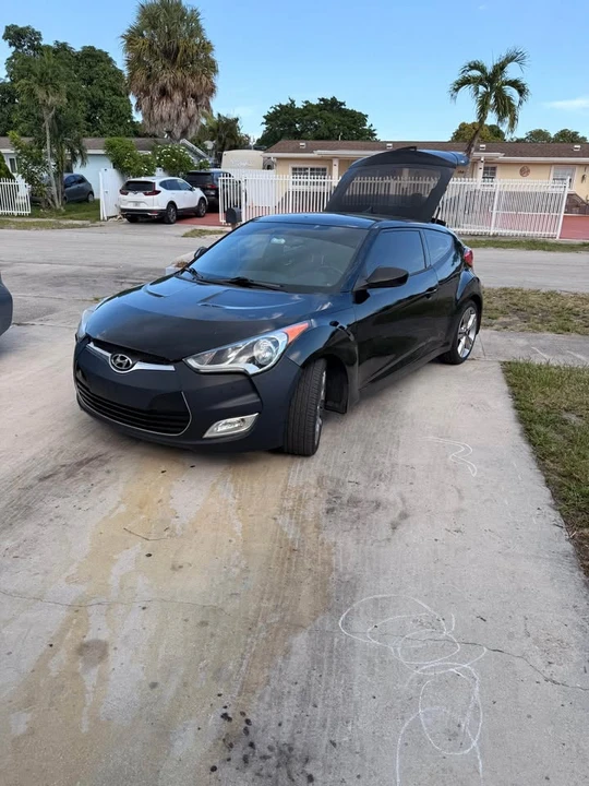 2017 Hyundai Veloster - Image 5 of 15