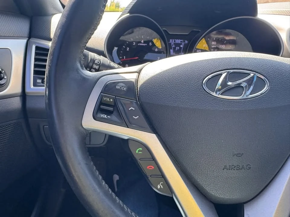2017 Hyundai Veloster - Image 17 of 19