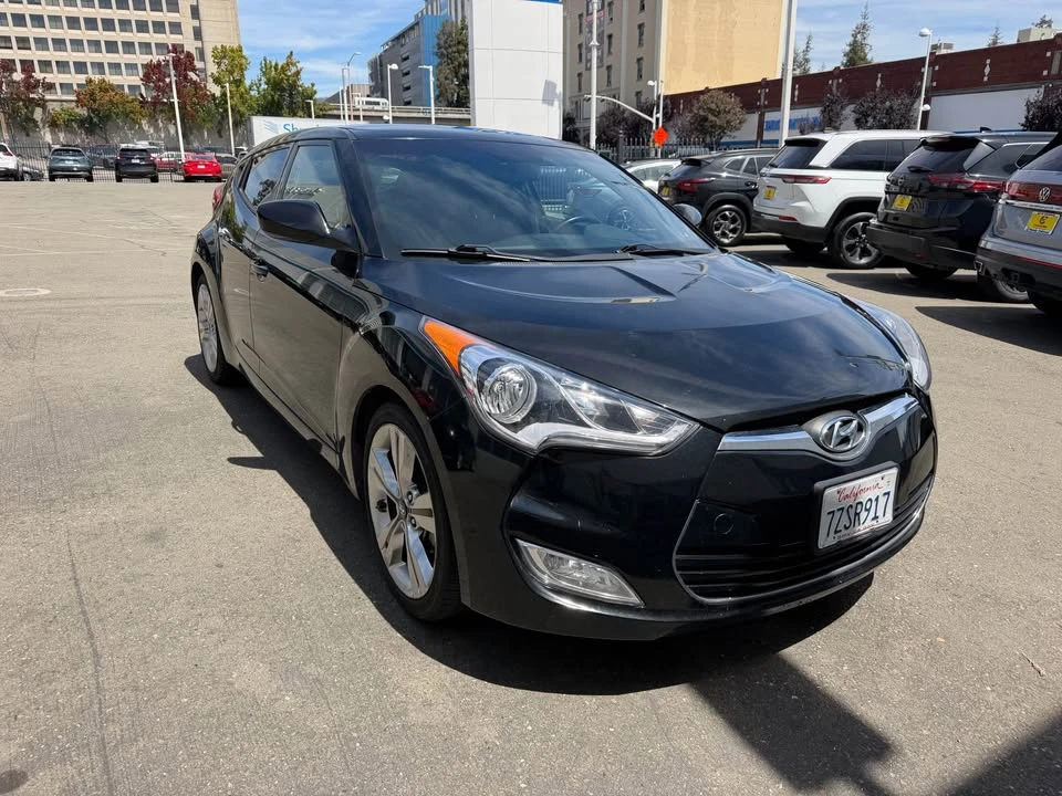 2017 Hyundai Veloster - Image 3 of 18