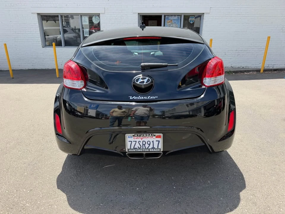 2017 Hyundai Veloster - Image 4 of 18