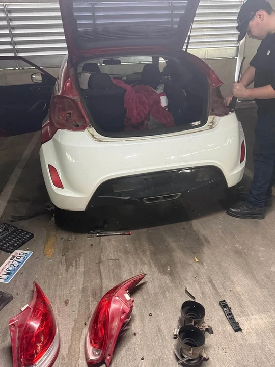 2017 Hyundai Veloster - Image 4 of 11