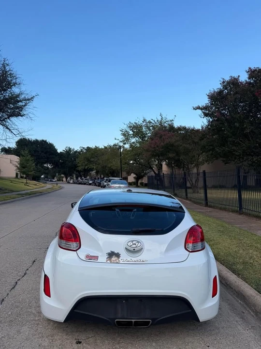 2017 Hyundai Veloster - Image 5 of 12