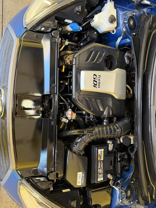 2017 Hyundai Veloster - Image 19 of 20
