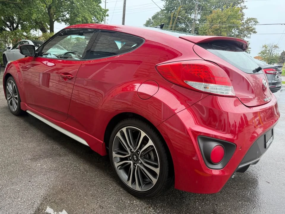 2017 Hyundai Veloster - Image 7 of 18