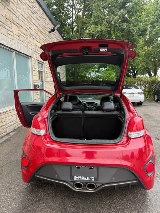 2017 Hyundai Veloster - Image 9 of 18