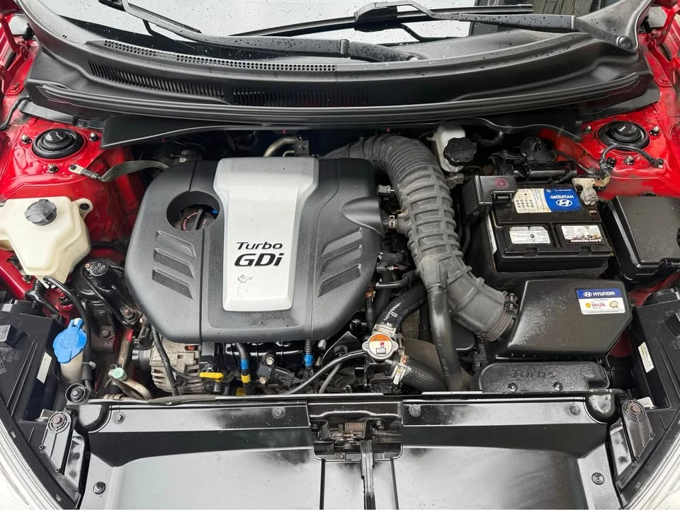 2017 Hyundai Veloster - Image 18 of 18