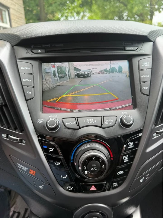 2017 Hyundai Veloster - Image 12 of 18