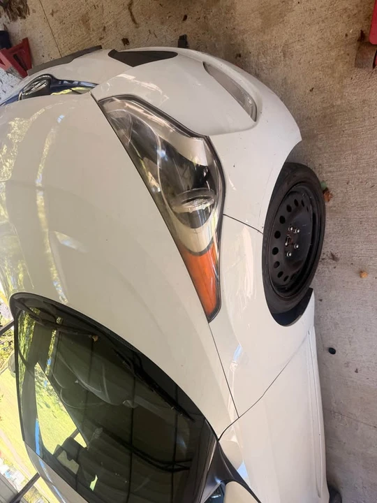2017 Hyundai Veloster - Image 7 of 9