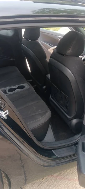 2017 Hyundai Veloster - Image 10 of 14