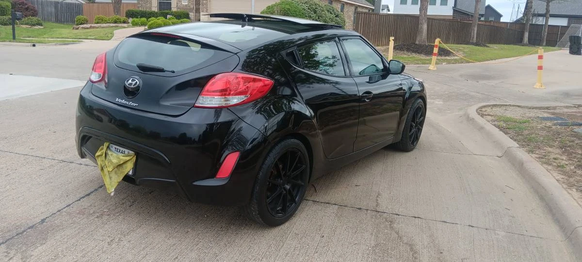 2017 Hyundai Veloster - Image 5 of 14