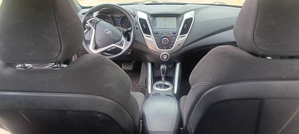 2017 Hyundai Veloster - Image 11 of 14