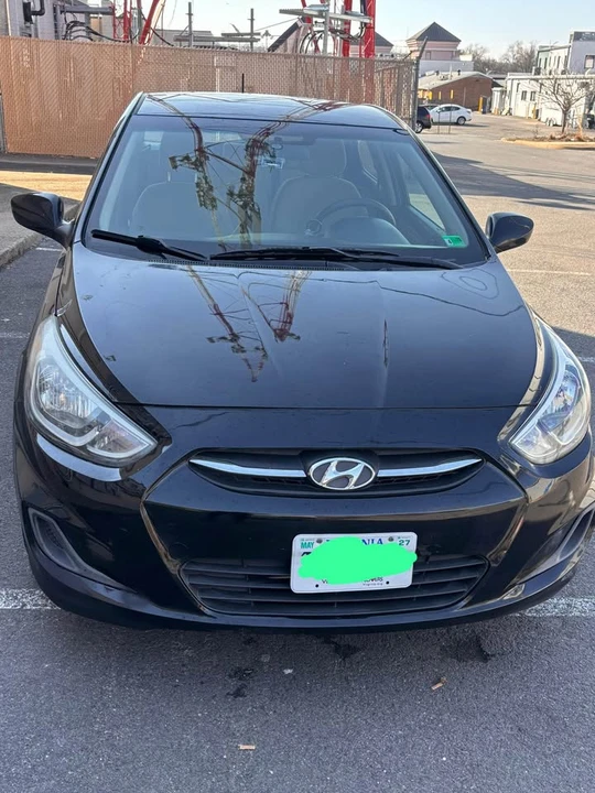 2017 Hyundai Accent - Image 4 of 12