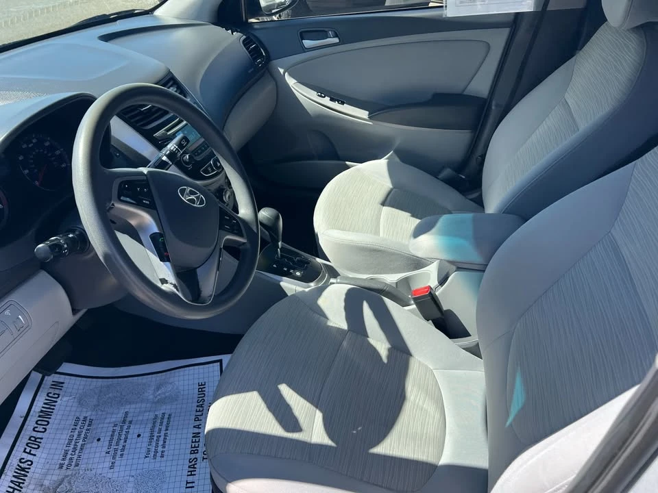 2017 Hyundai Accent - Image 8 of 11