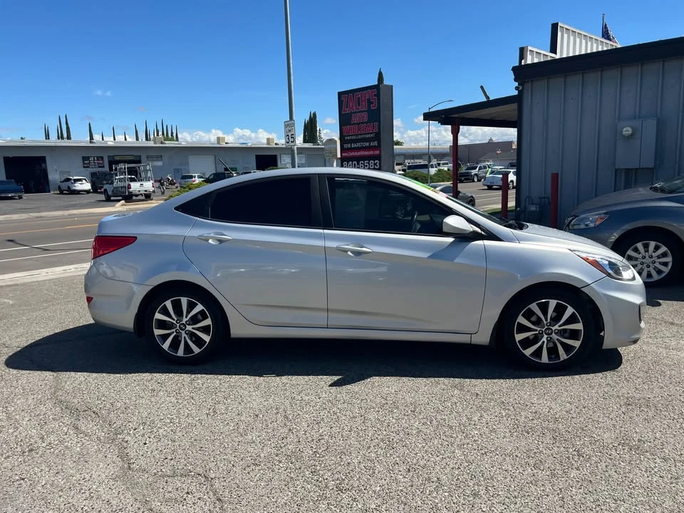 2017 Hyundai Accent - Image 5 of 11