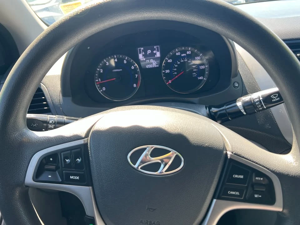2017 Hyundai Accent - Image 10 of 11