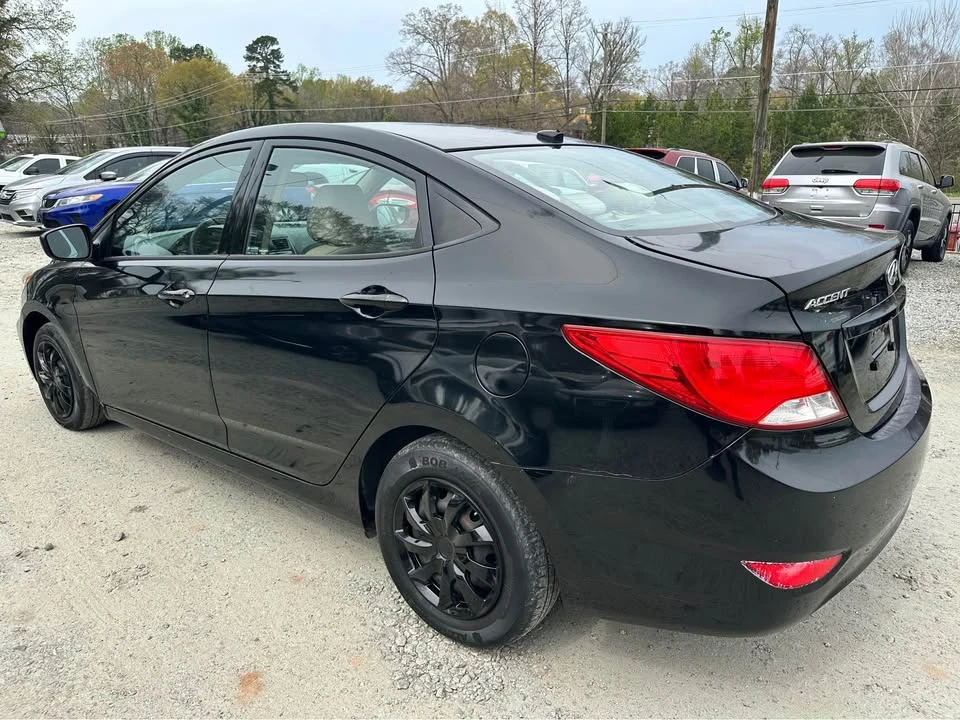 2017 Hyundai Accent - Image 3 of 8