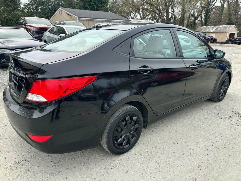 2017 Hyundai Accent - Image 6 of 8