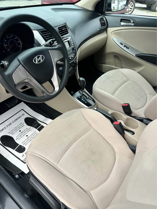 2017 Hyundai Accent - Image 5 of 8