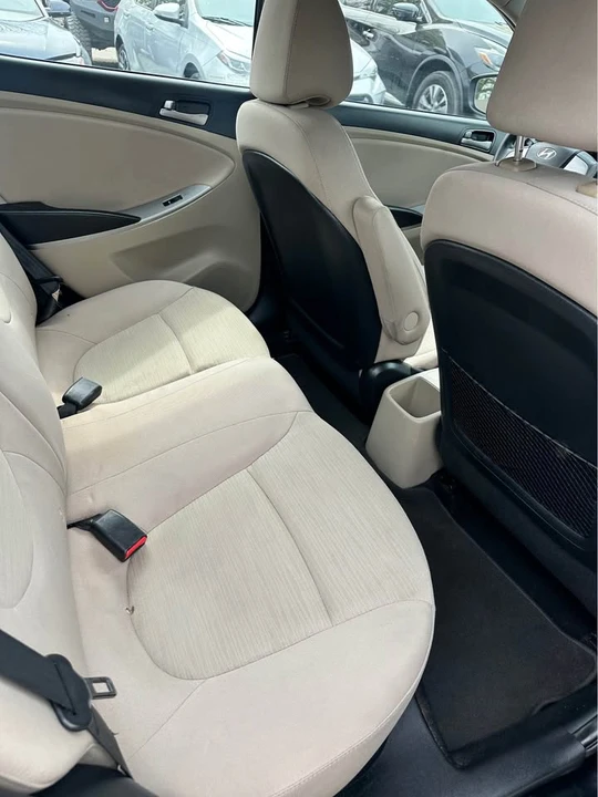 2017 Hyundai Accent - Image 7 of 8