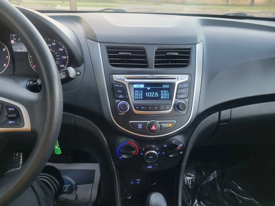 2017 Hyundai Accent - Image 14 of 15