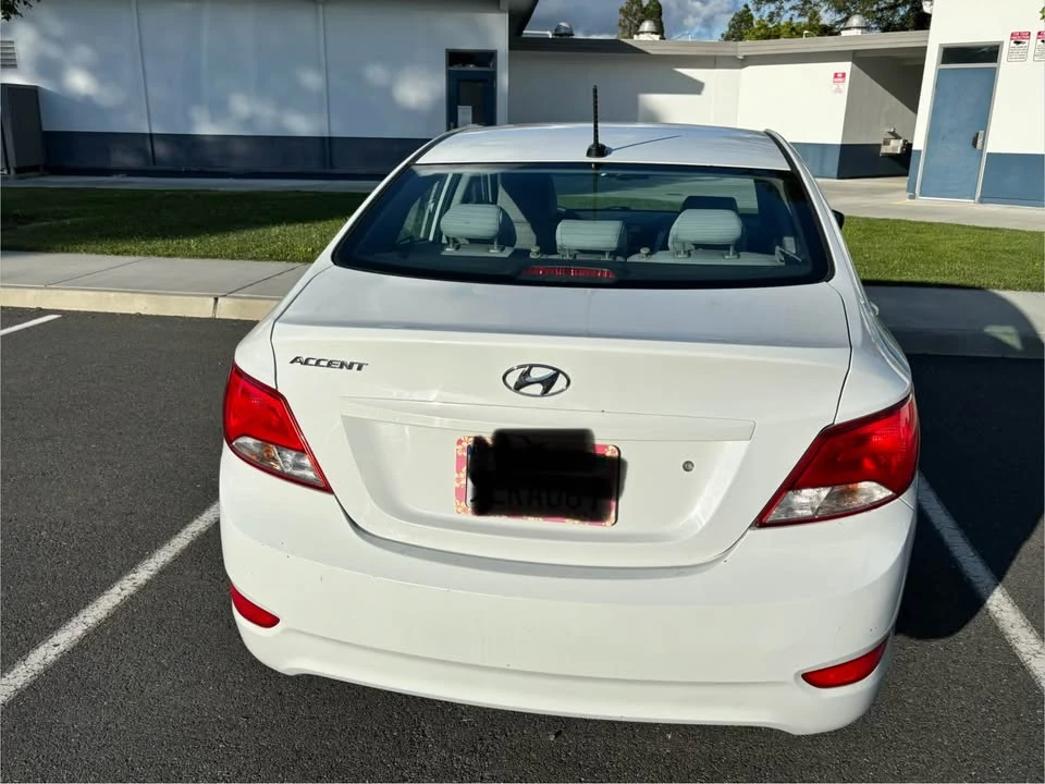 2017 Hyundai Accent - Image 10 of 15