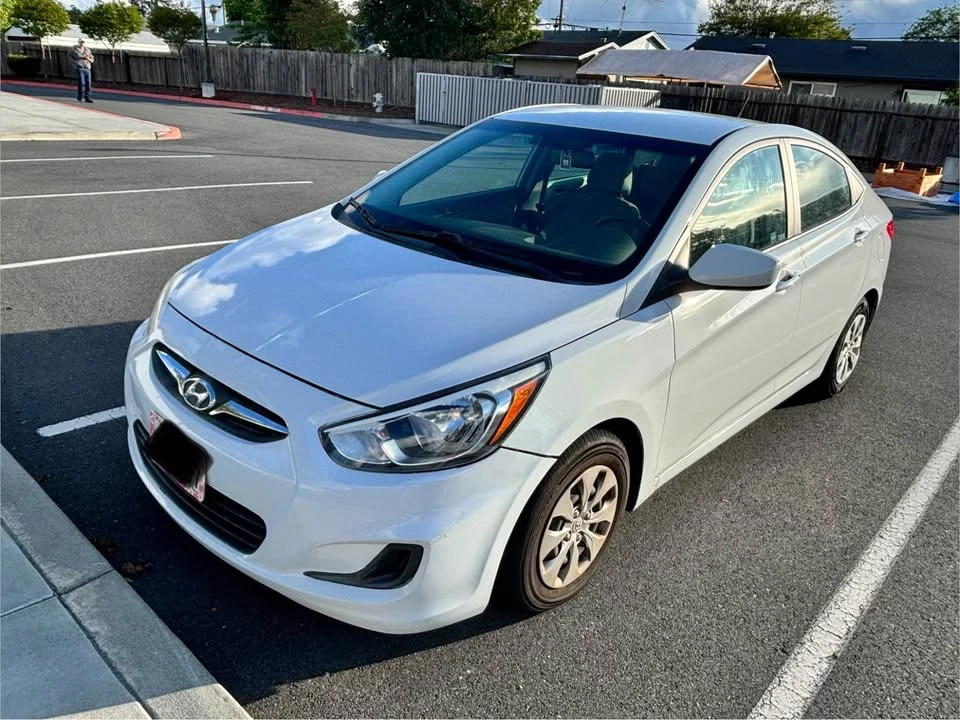 2017 Hyundai Accent - Image 7 of 15