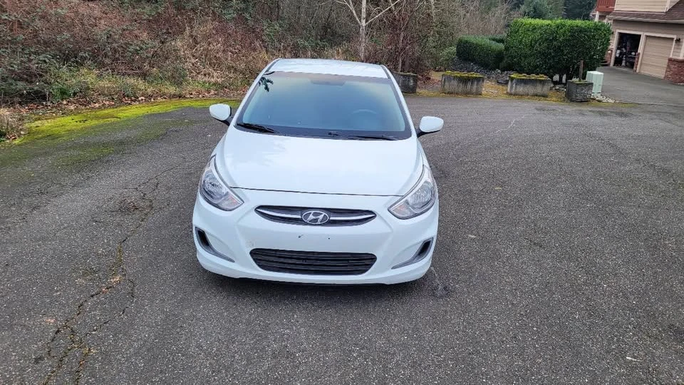 2017 Hyundai Accent - Image 3 of 9