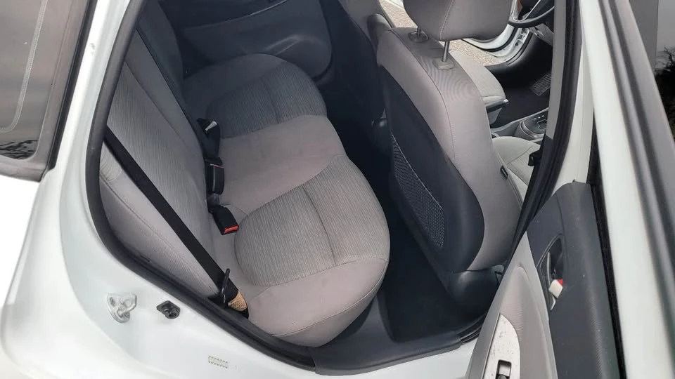 2017 Hyundai Accent - Image 6 of 9
