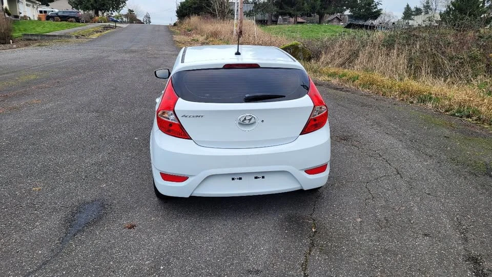 2017 Hyundai Accent - Image 4 of 9