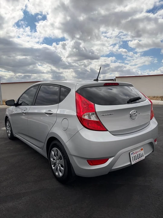2017 Hyundai Accent - Image 3 of 8