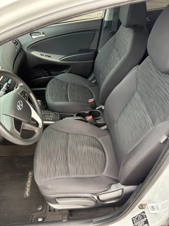 2017 Hyundai Accent - Image 7 of 8