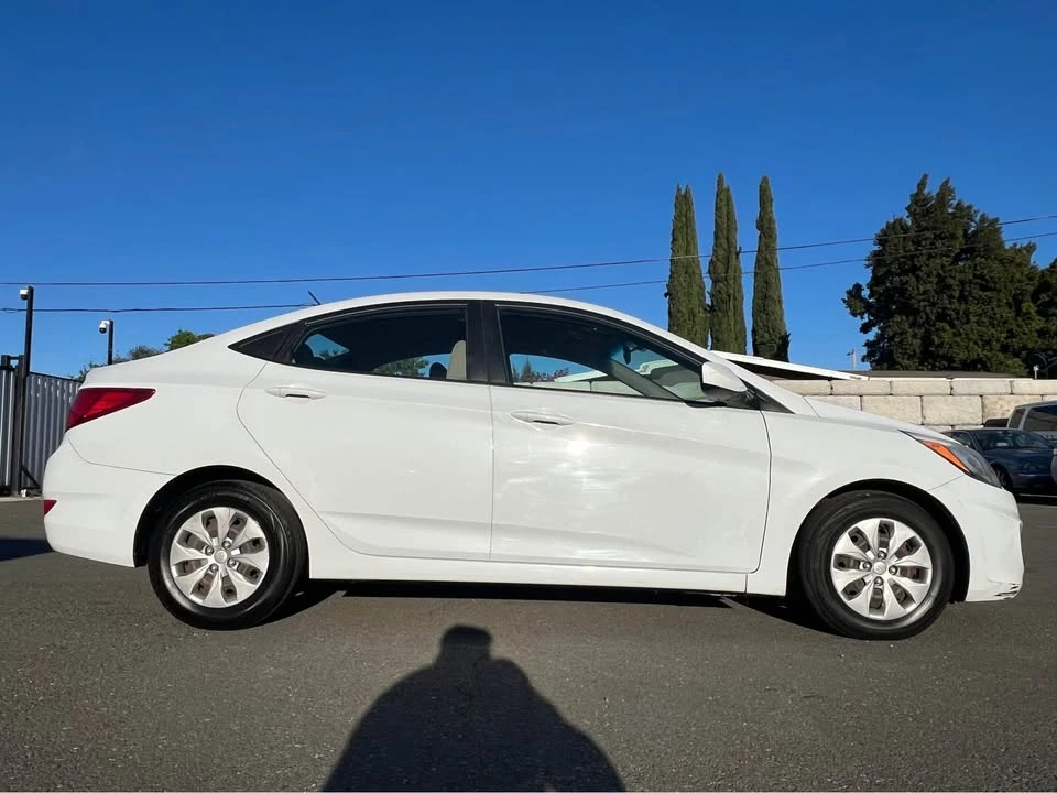2017 Hyundai Accent - Image 17 of 20