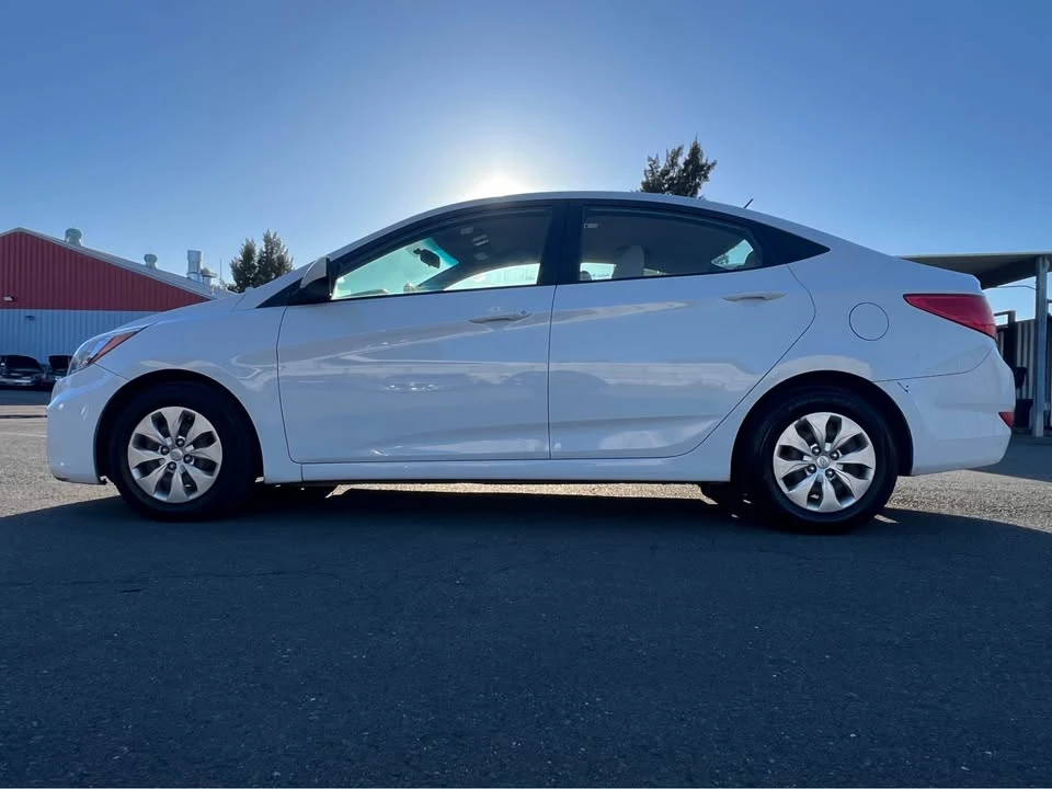 2017 Hyundai Accent - Image 18 of 20