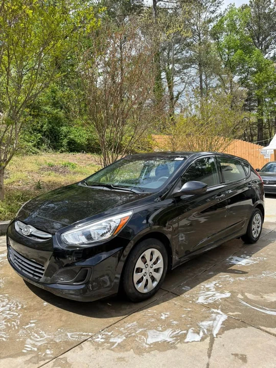 2017 Hyundai Accent - Image 7 of 8