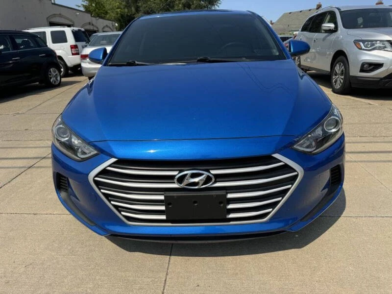 2017 Hyundai Elantra - Image 2 of 17