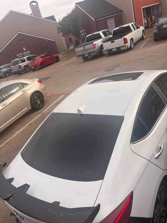 2017 Hyundai Elantra - Image 5 of 5
