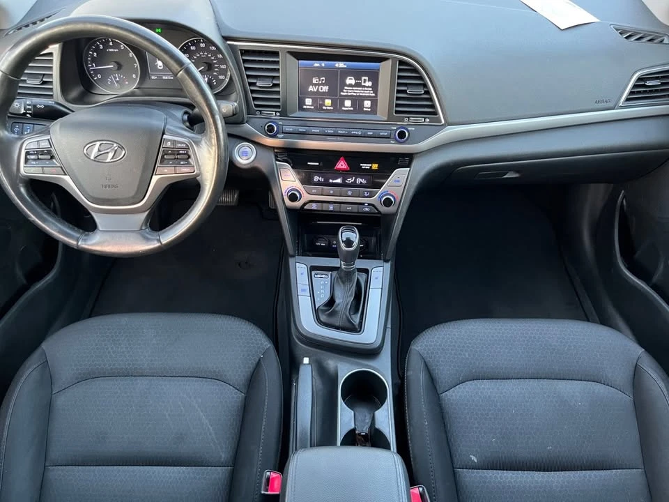2017 Hyundai Elantra - Image 11 of 17