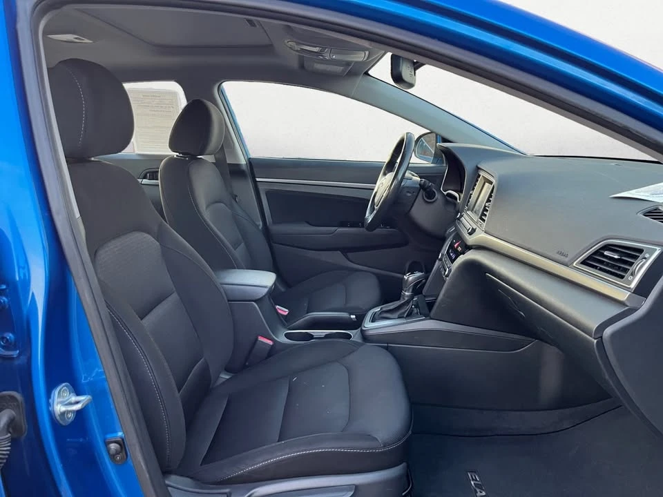 2017 Hyundai Elantra - Image 16 of 17