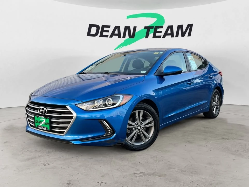 2017 Hyundai Elantra - Image 4 of 17