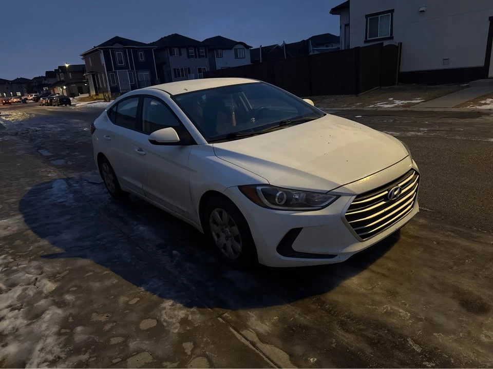 2017 Hyundai Elantra - Image 2 of 4