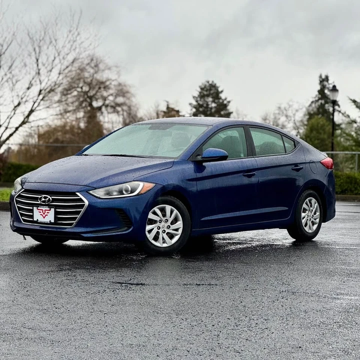 2017 Hyundai Elantra - Image 3 of 9