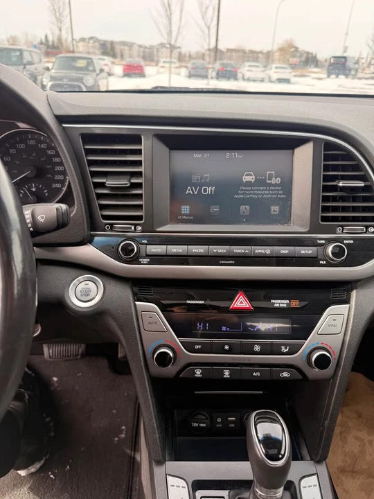 2017 Hyundai Elantra - Image 7 of 8