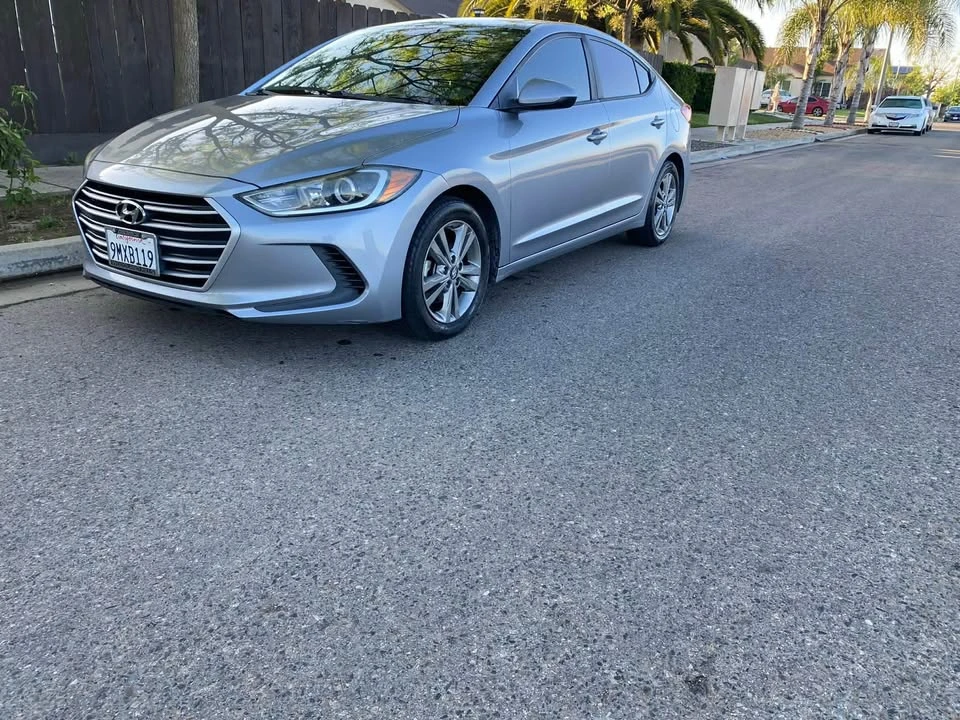 2017 Hyundai Elantra - Image 13 of 13