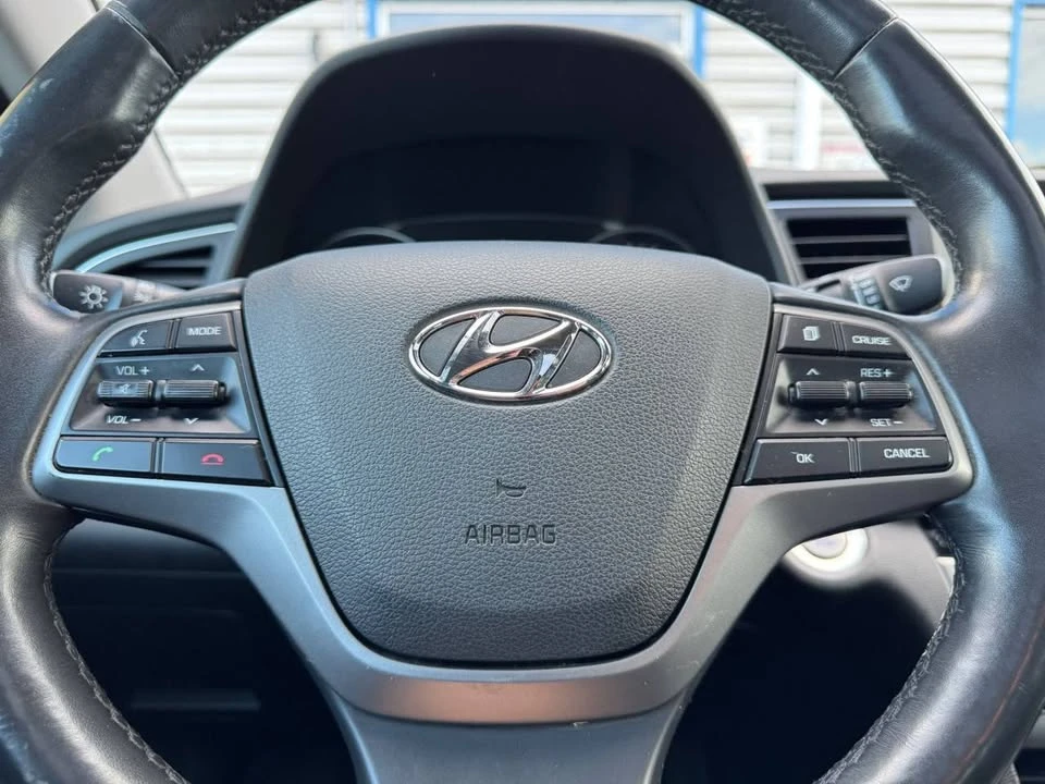 2017 Hyundai Elantra - Image 7 of 16