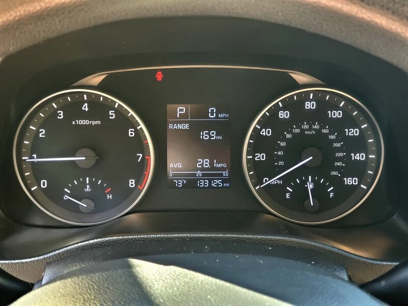 2017 Hyundai Elantra - Image 11 of 14